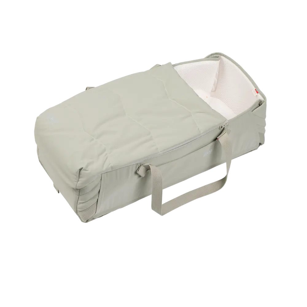 Carry Me Babylift   Misty Green Cream fra Voksi