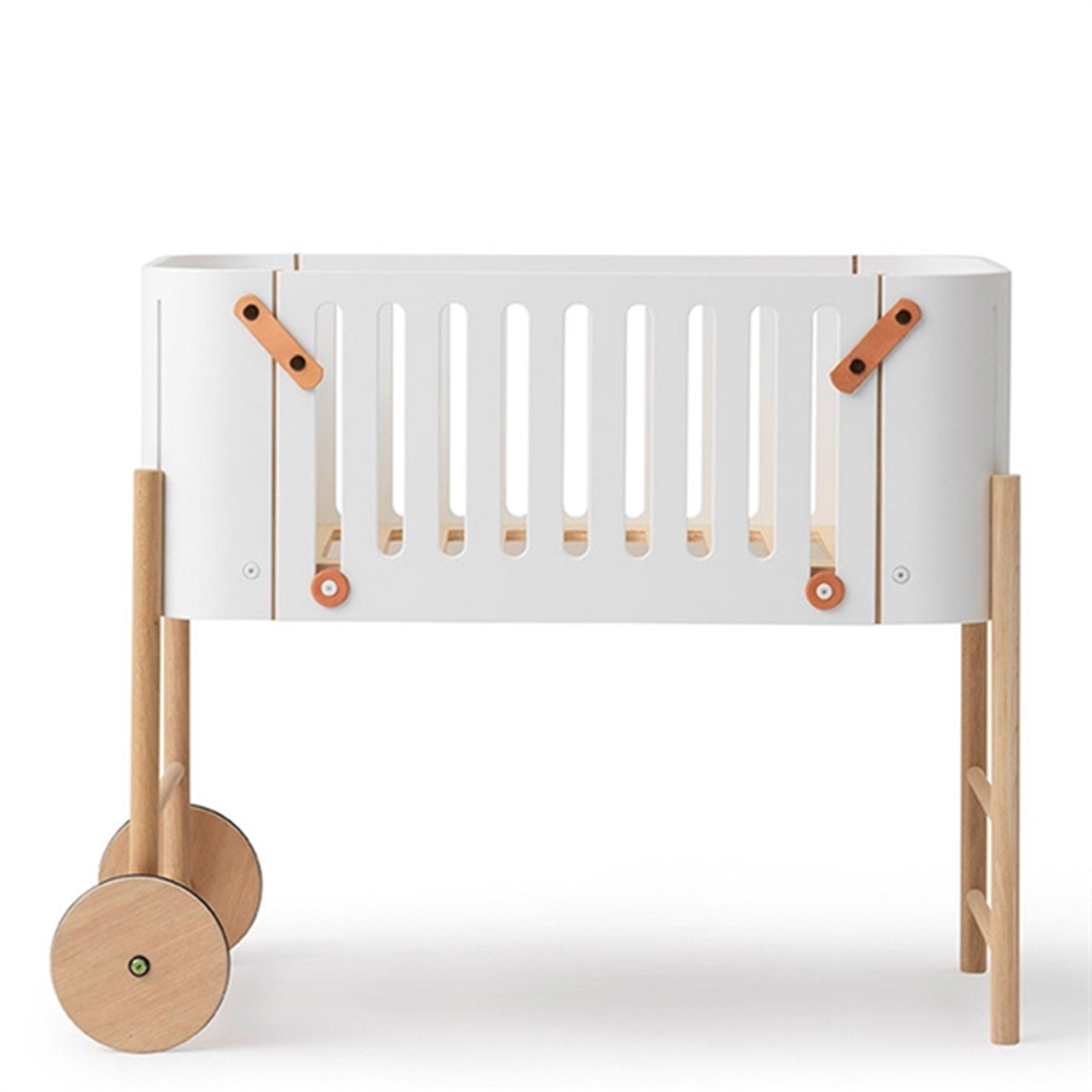Wood Co Sleeper fra Oliver Furniture