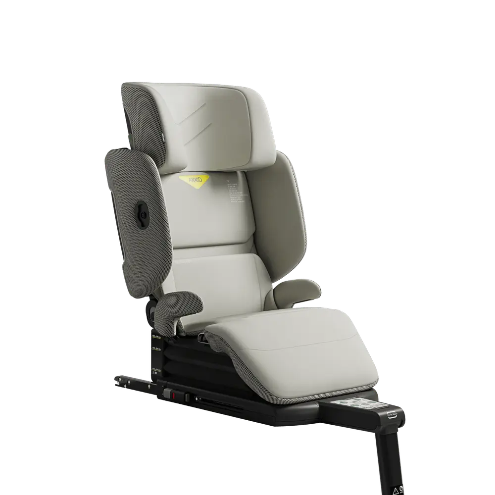 Axkid Up™ Beachgrass Beige – Børnesikkerhedssæde til bilen